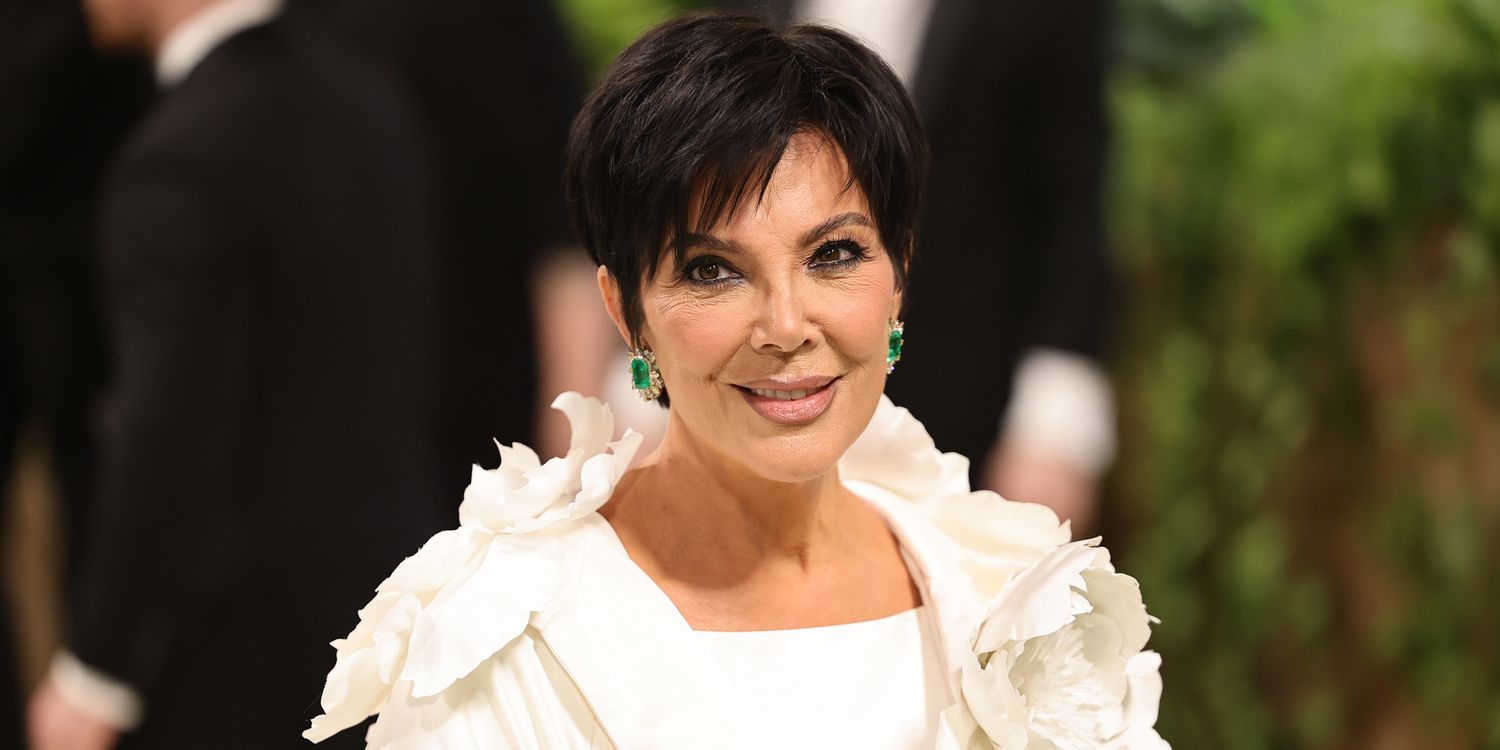 克里斯·詹納（Kris Jenner）與金·卡戴珊（Kim Kardashian）相同，她的戲劇性新鮑勃髮型