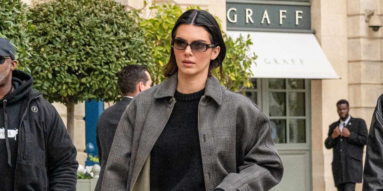 肯德爾·詹納（Kendall Jenner）的討人喜歡的牛仔褲是如此多才多藝