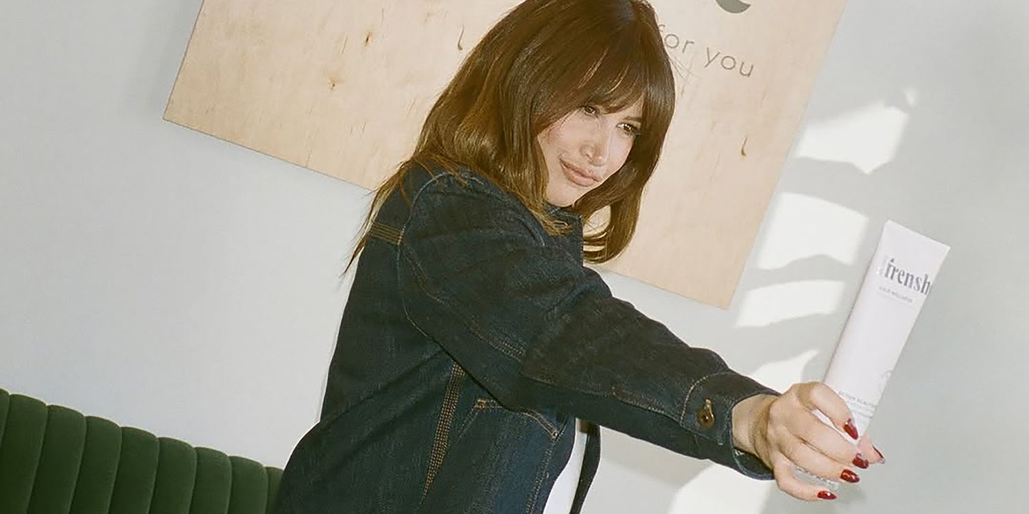 這是阿什利·蒂斯代爾（Ashley Tisdale）的頭髮生長的第一秘密