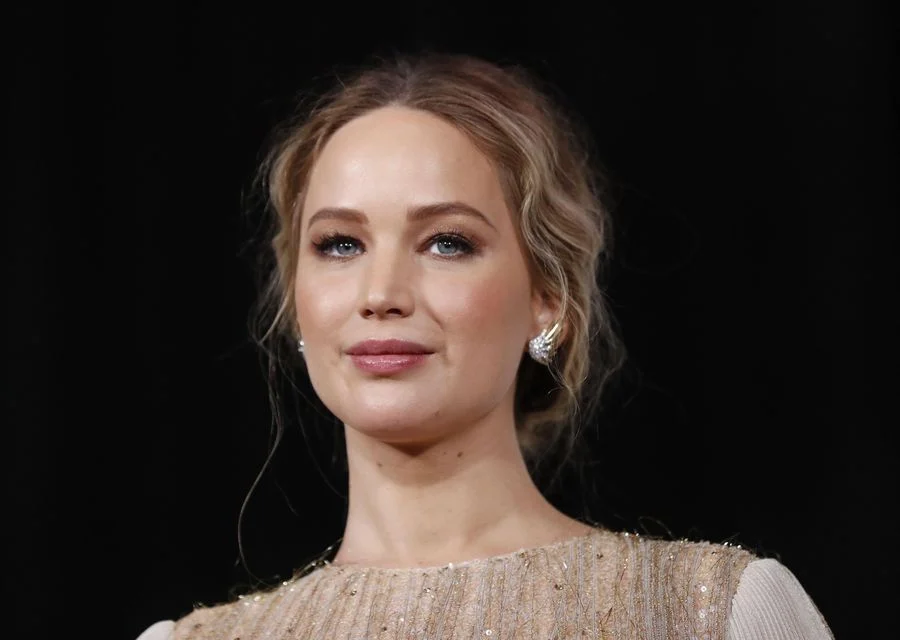 詹妮弗·勞倫斯（Jennifer Lawrence）的角色立即被拒絕：“他們立即拒絕了我”