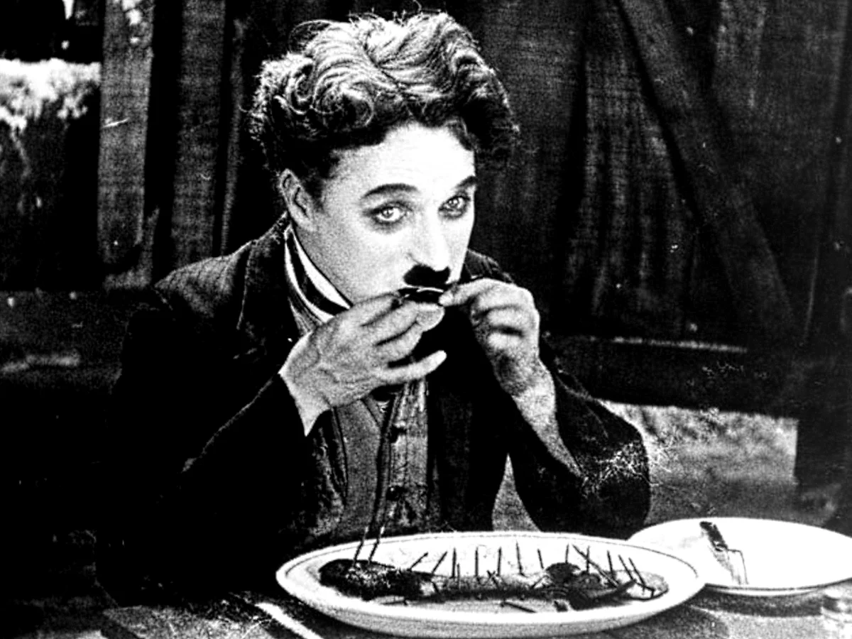 演員羅伯特·唐尼（Robert Downey Jr）稱查理·卓別林（Charlie Chaplin）的第二次降臨：“最接近的生物”