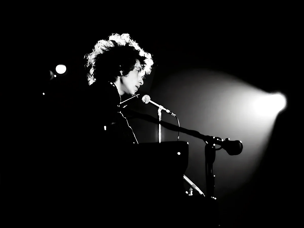 鮑勃·迪倫（Bob Dylan）從未現場演奏的“金發女郎”經典