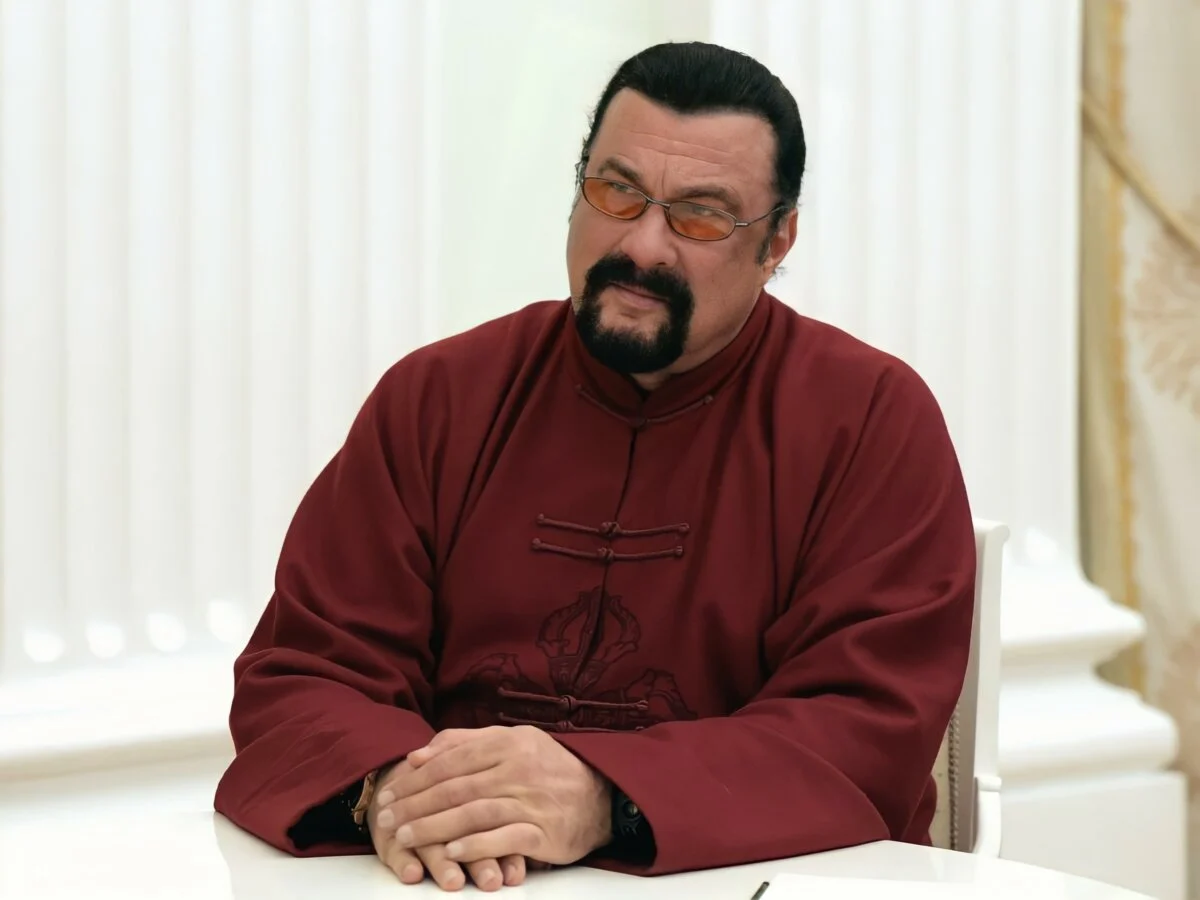 電影史蒂文·西格爾（Steven Seagal）太奇怪了，無法投入：“當時他顯然有點瘋狂”