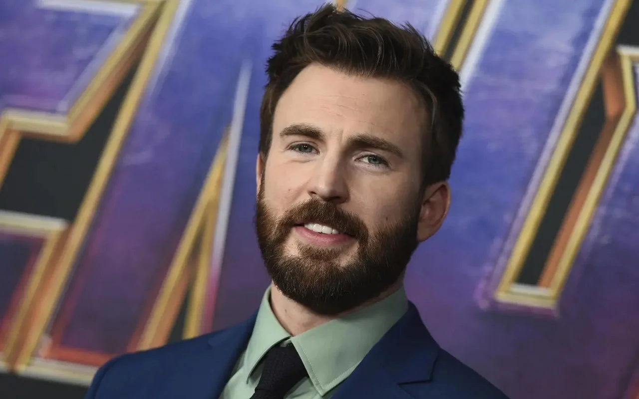 克里斯·埃文斯（Chris Evans）談到了他的MCU回歸“復仇者：世界末日”的謠言