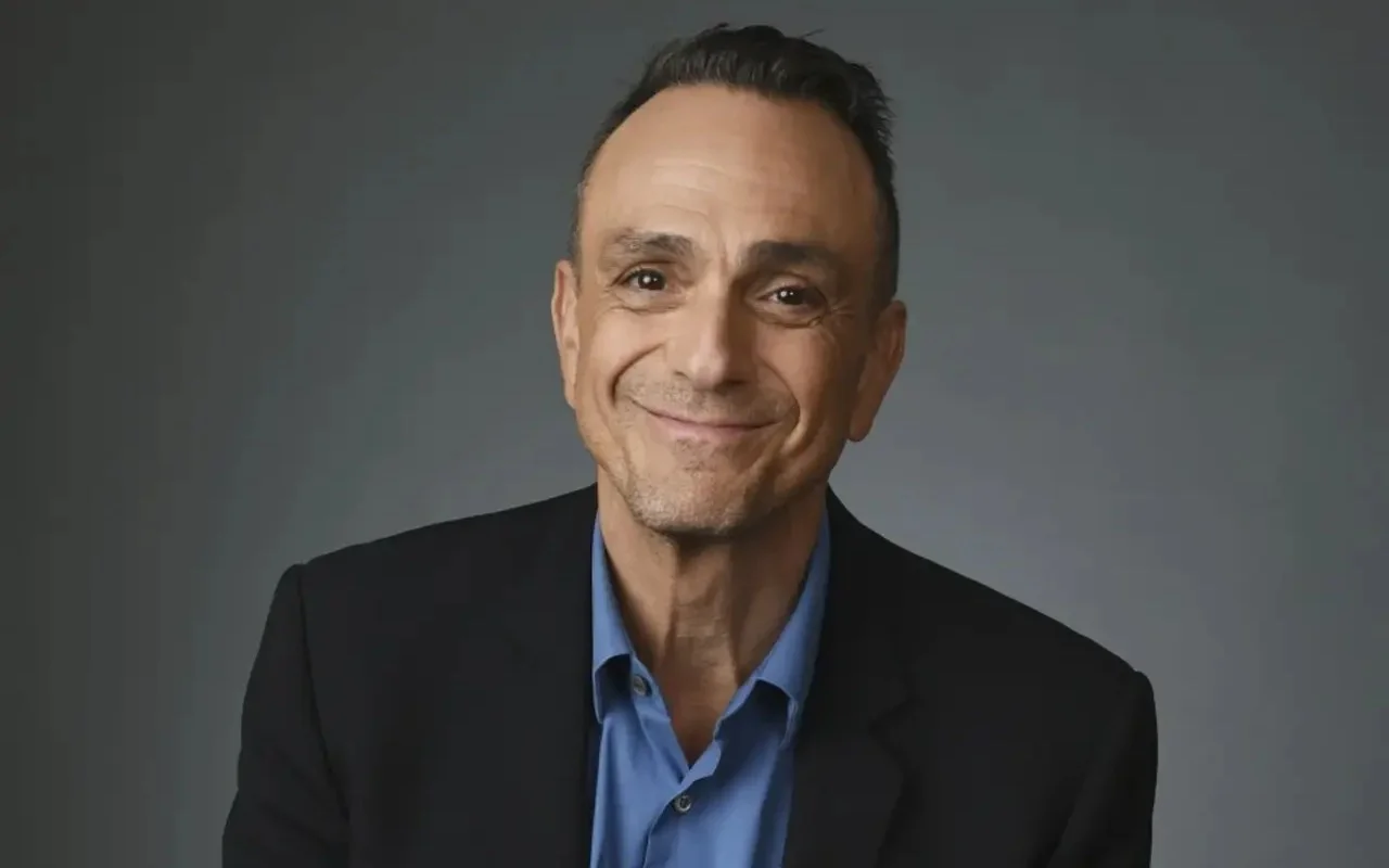 漢克·阿扎里亞（Hank Azaria）擔心AI很快就會取代他的“辛普森一家”