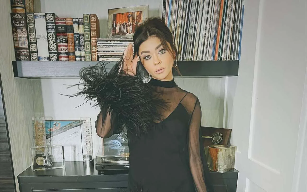 莎拉·海蘭（Sarah Hyland）由她的“婚禮年”聯合主演傑夫·戴（Jeff Dye）稱為“暴君”