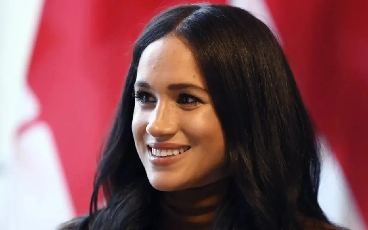 梅根·馬克爾（Meghan Markle）駁回了“傳統妻子”標籤