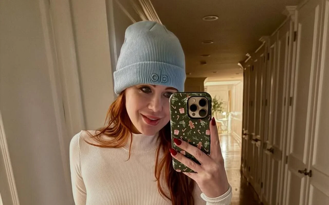 迪士尼明星梅特蘭德·沃德（Maitland Ward）說，她作為成人電影明星獲得了“更加尊重”