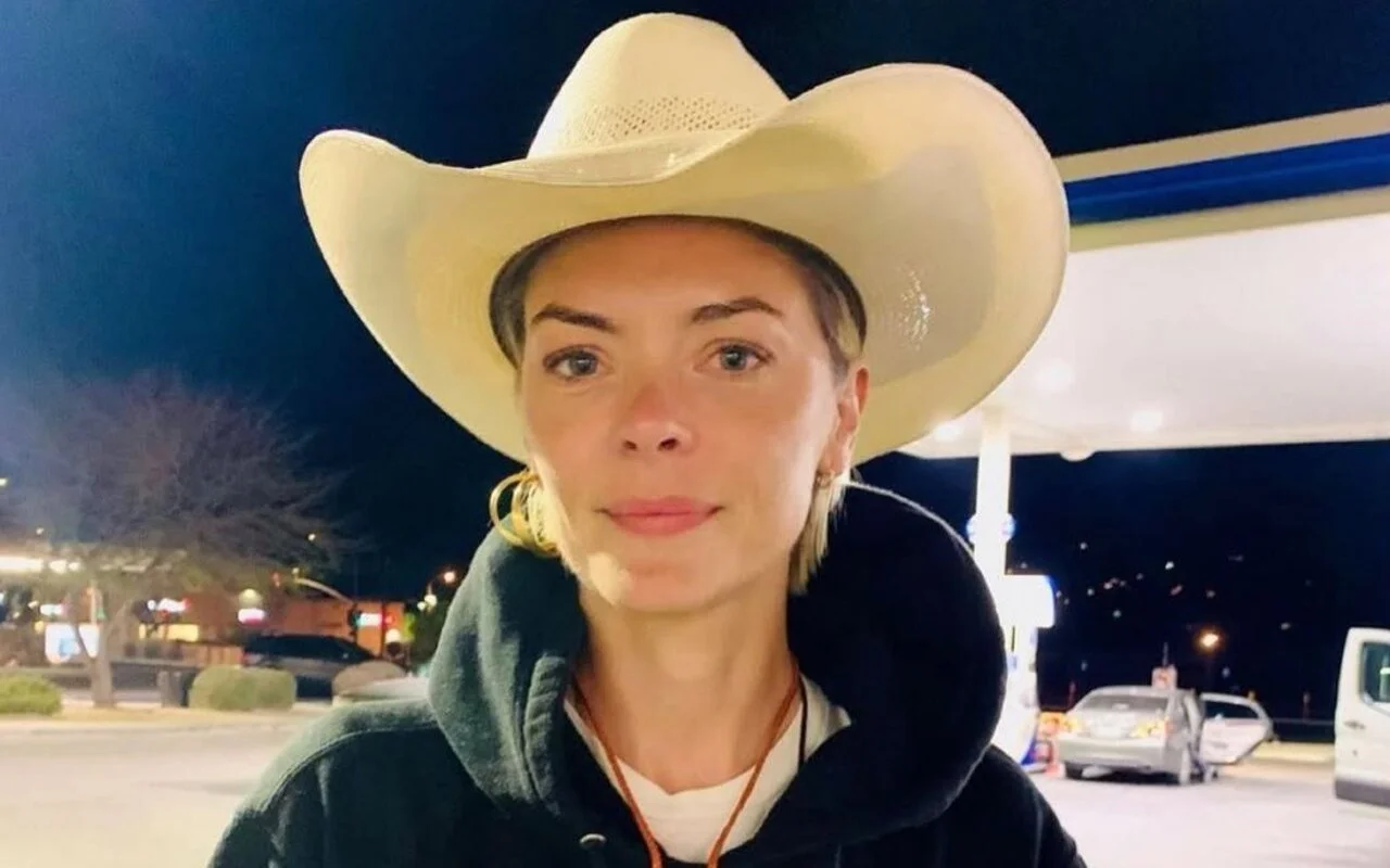 Jaime King失去了孩子的監護權後，搬出了好萊塢山的房子