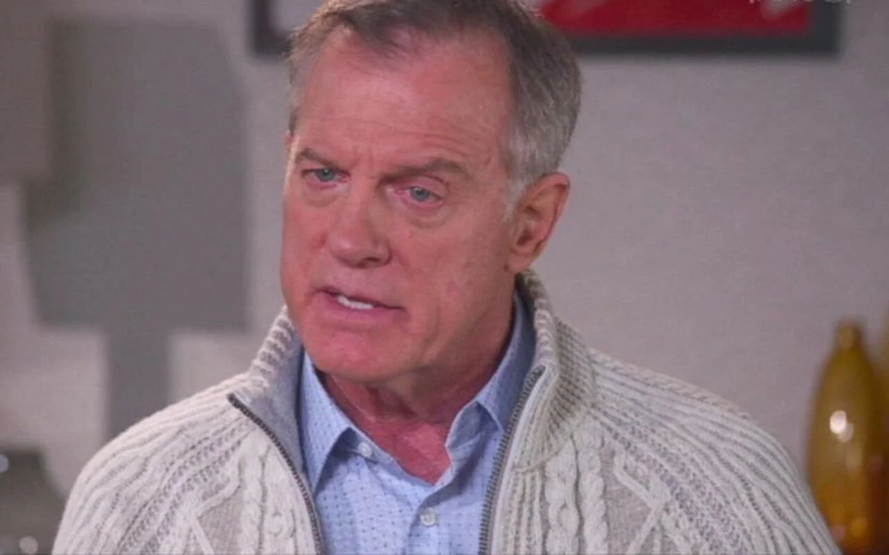 斯蒂芬·柯林斯（Stephen Collins）在兒童性虐待醜聞後嫁給了超級粉絲40年