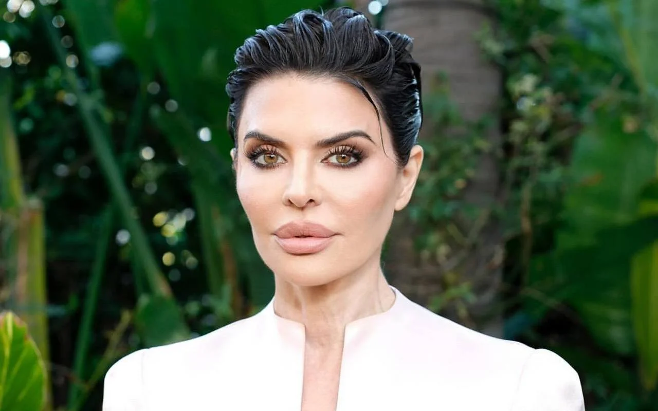 麗莎·林納（Lisa Rinna）指責粉絲在“ Rhobh”
