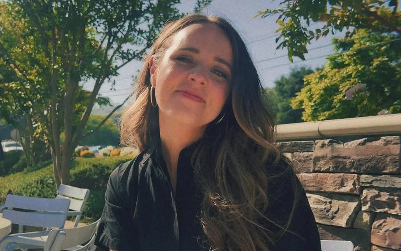 Jinger Duggar抨擊她的孩子是殘疾的謠言