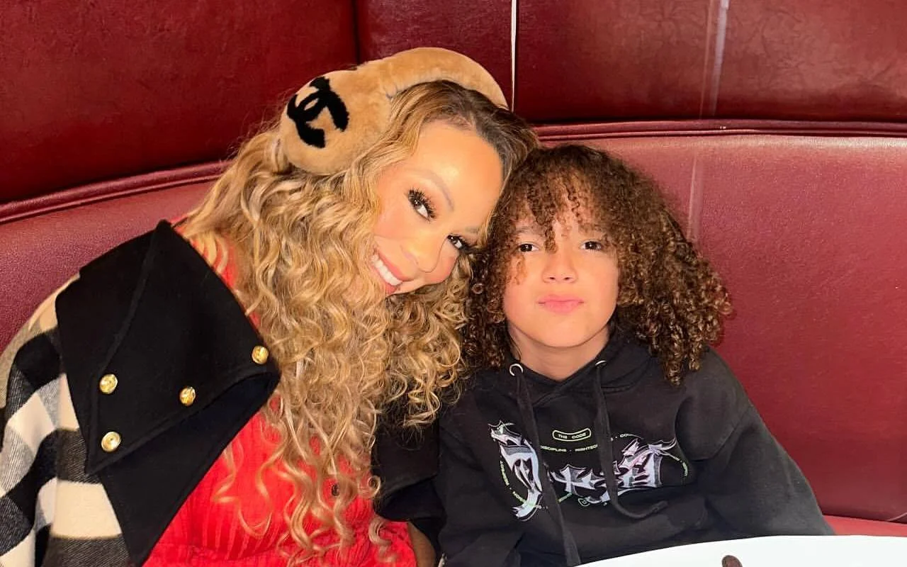 瑪麗亞·凱里（Mariah Carey）熱鬧地撞毀了兒子摩洛哥的抽搐流