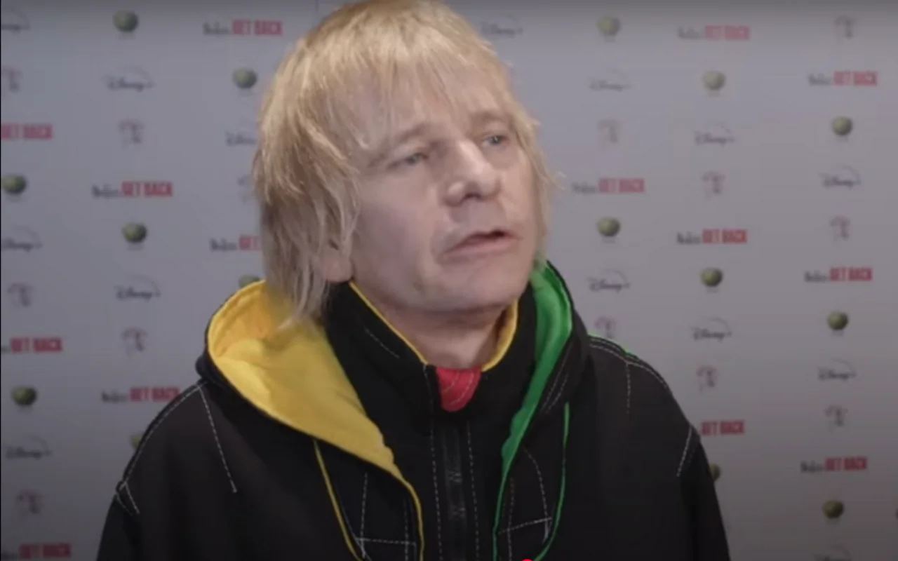林戈·斯塔爾（Ringo Starr）的鼓手兒子扎克·斯塔基（Zak Starkey）反應被踢出誰