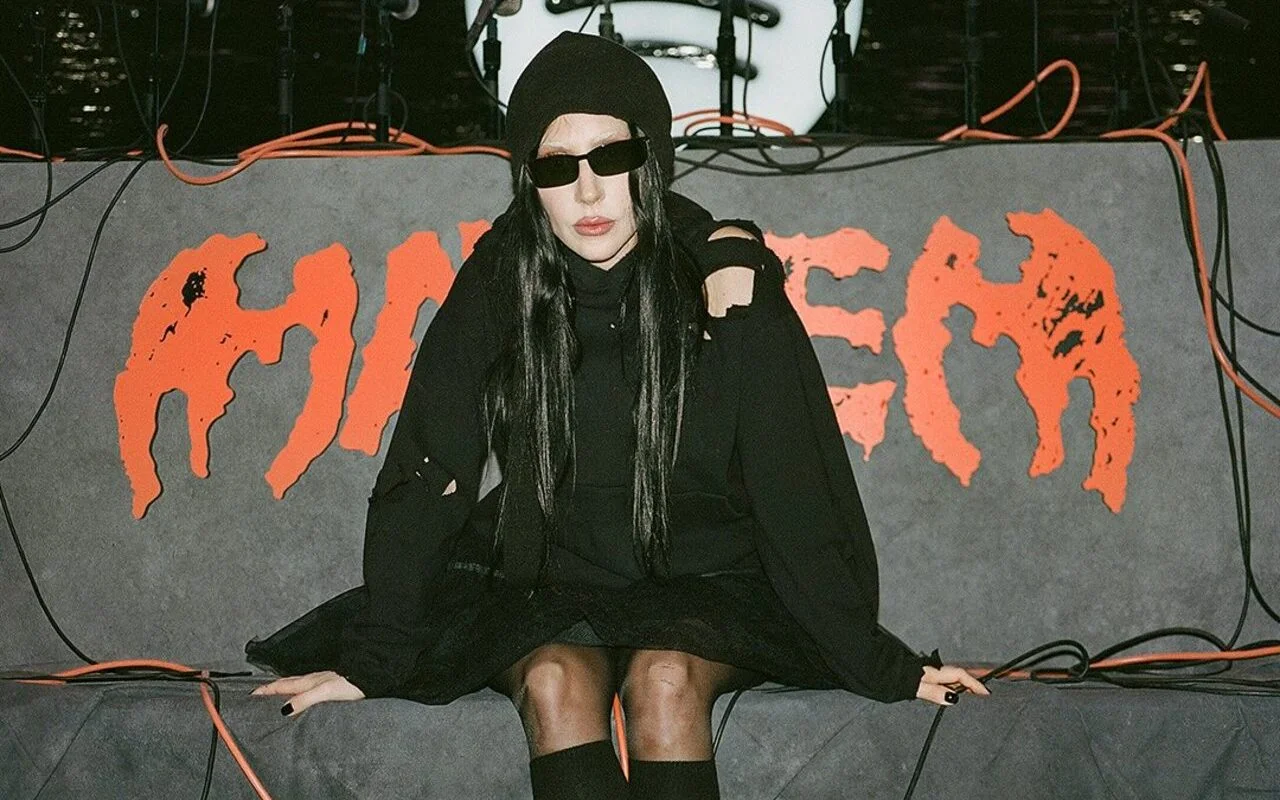 Lady Gaga在Coachella的第二個週末像專業人士一樣處理“破碎”麥克風