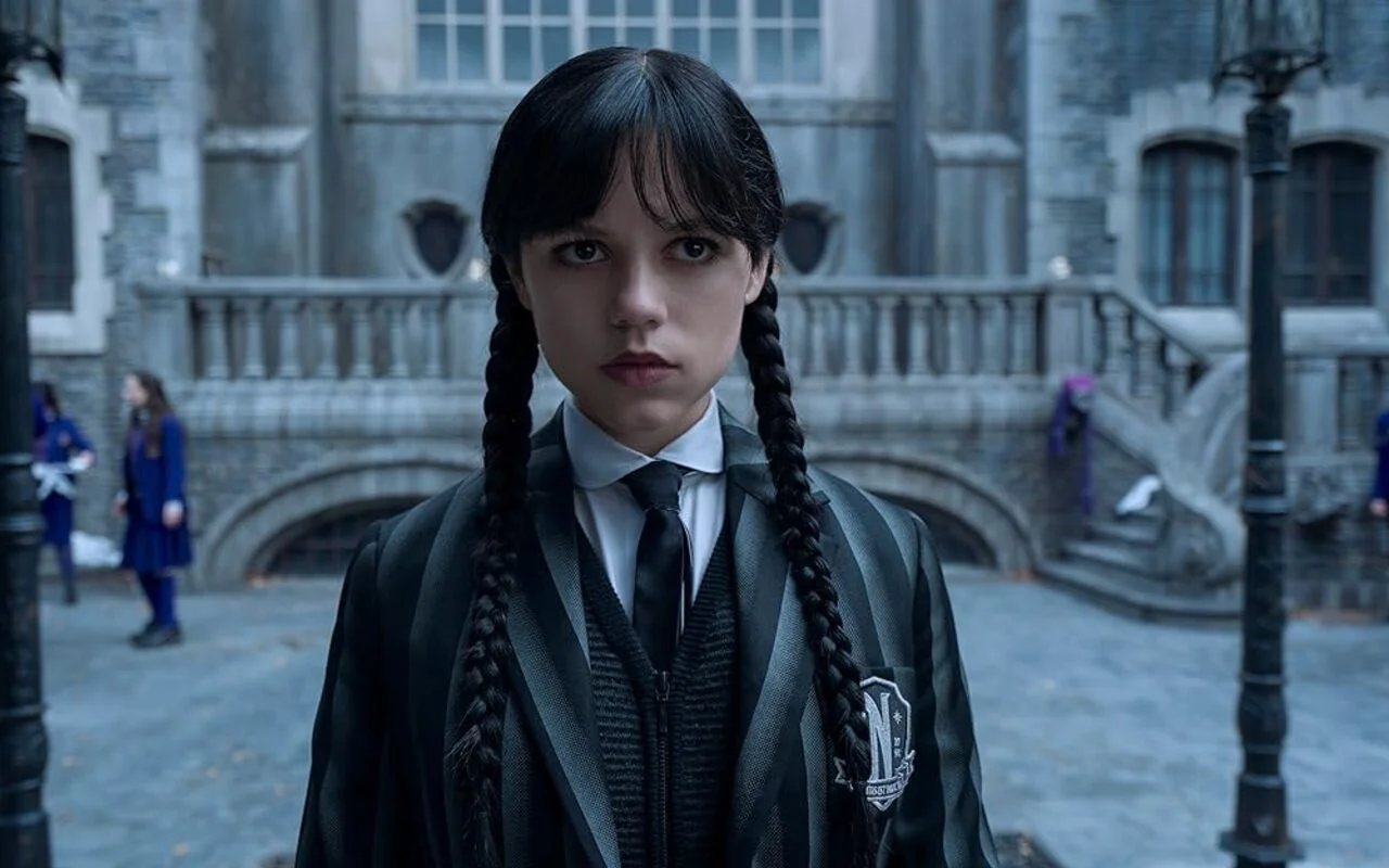 “星期三”第2季預告片：珍娜·奧爾特加（Jenna Ortega）開始嚴峻的冒險，發現家庭秘密